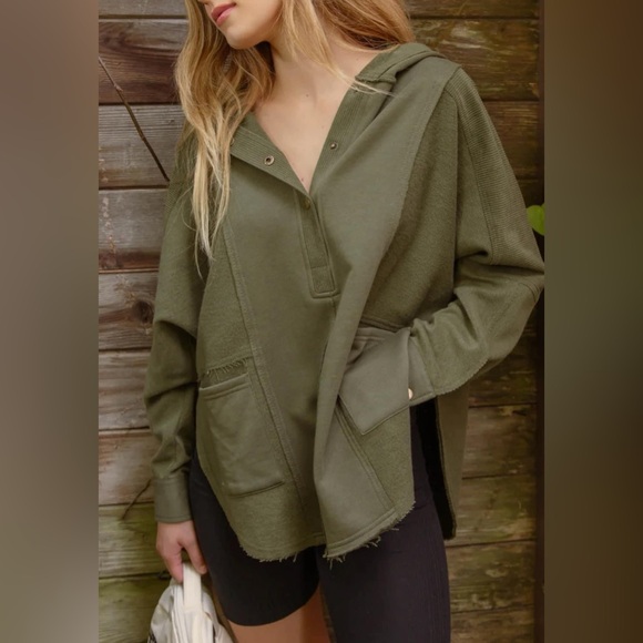 Olive Exposed Seam Pullover $40
S and Large left! 
One of my FAVS🍁 - Picture 1 of 3